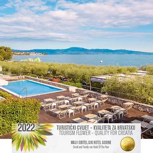 Rova Hotel